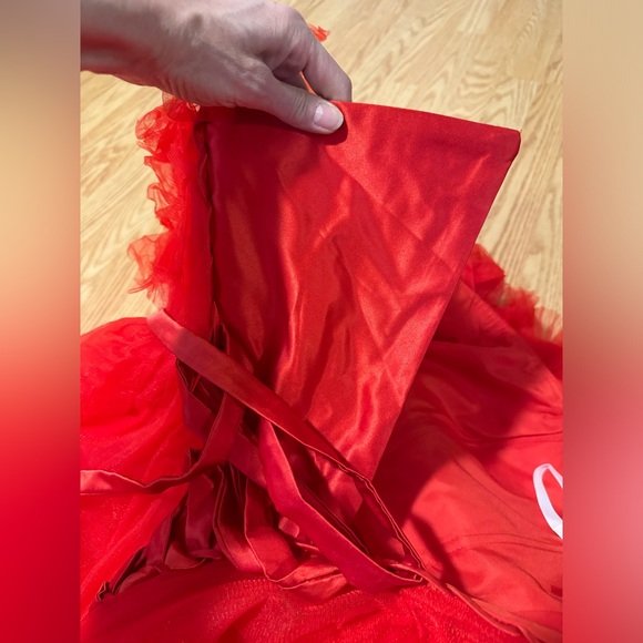 Red Dress S - Picture 8 of 10